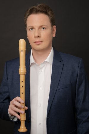 Simon Borutzki (r) Peter Adamik